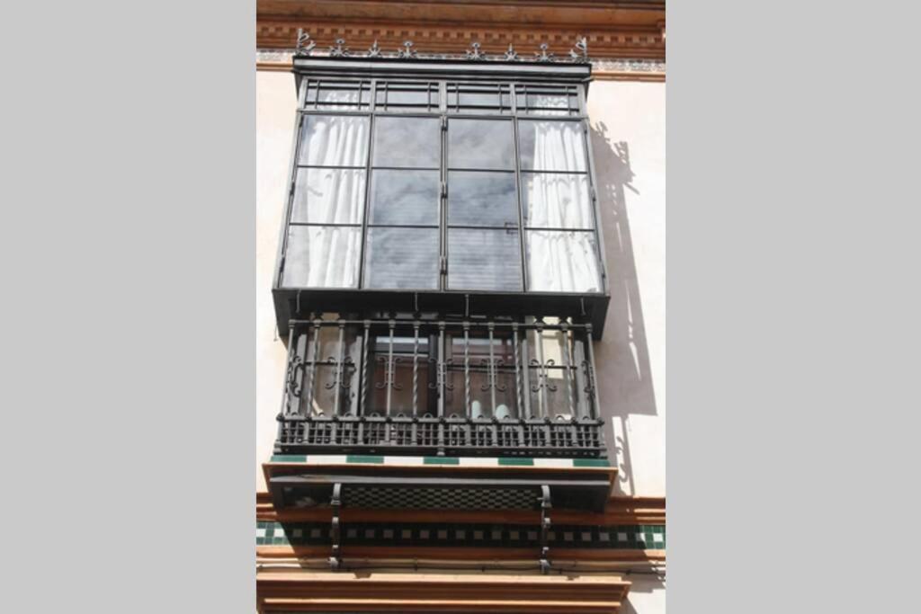 Apartamento Alfareria Seville Luaran gambar
